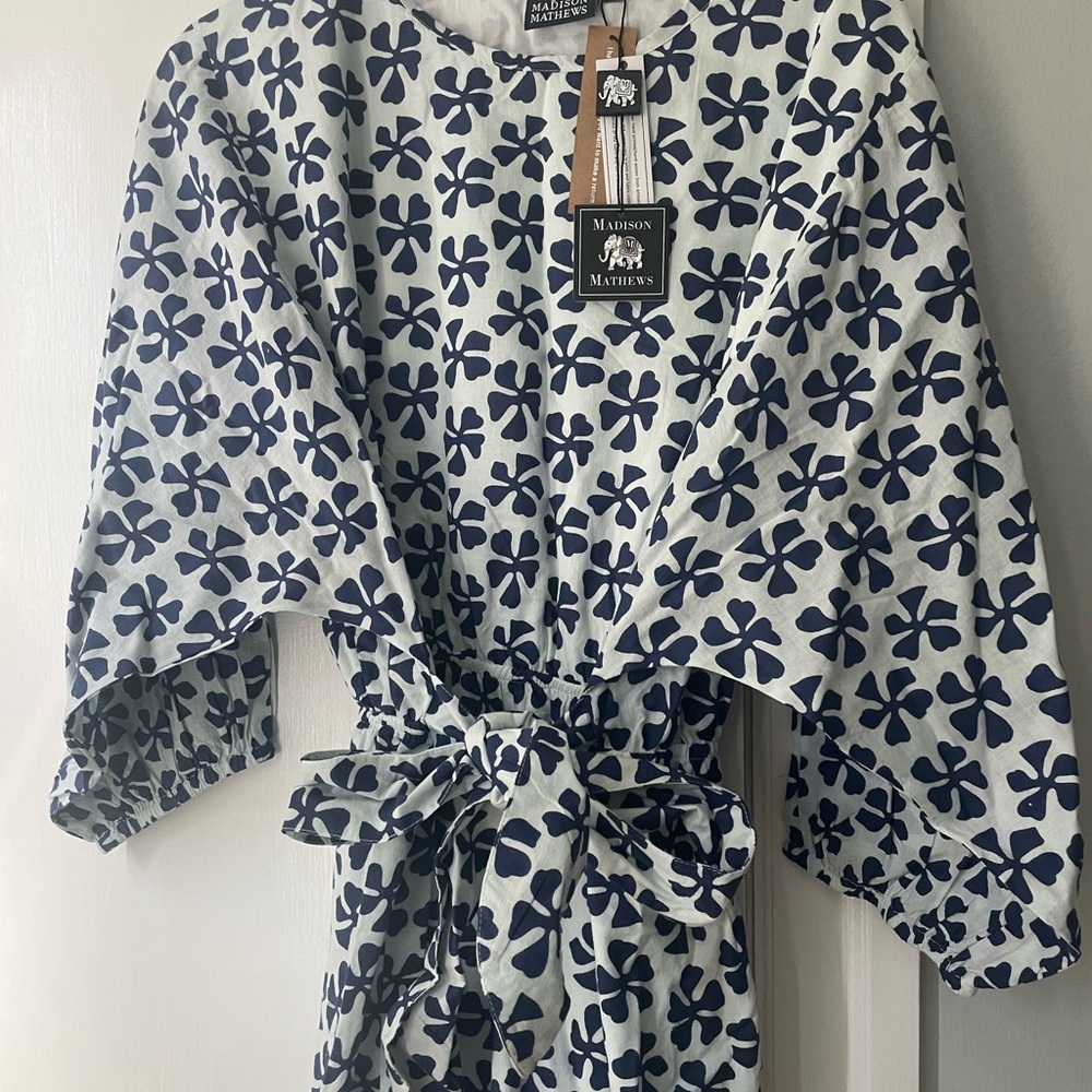 NWT Madison Mathews Floral Maxi Dress in Navy and White